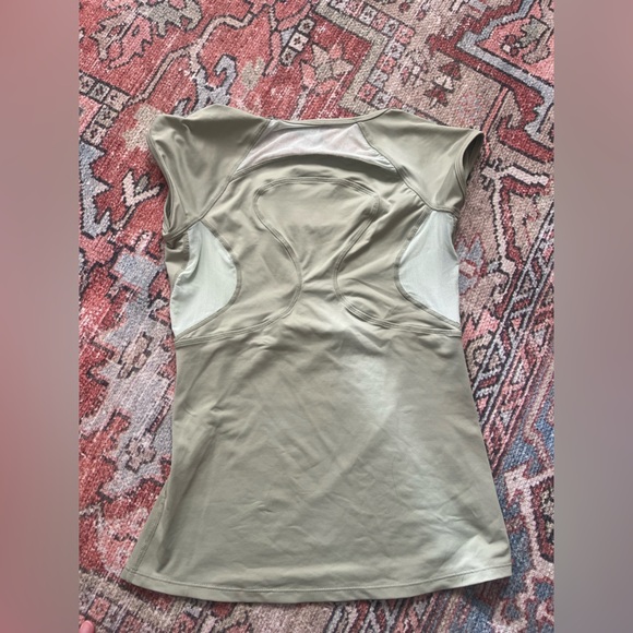 Vintage Lululemon short sleeve top - Picture 2 of 5
